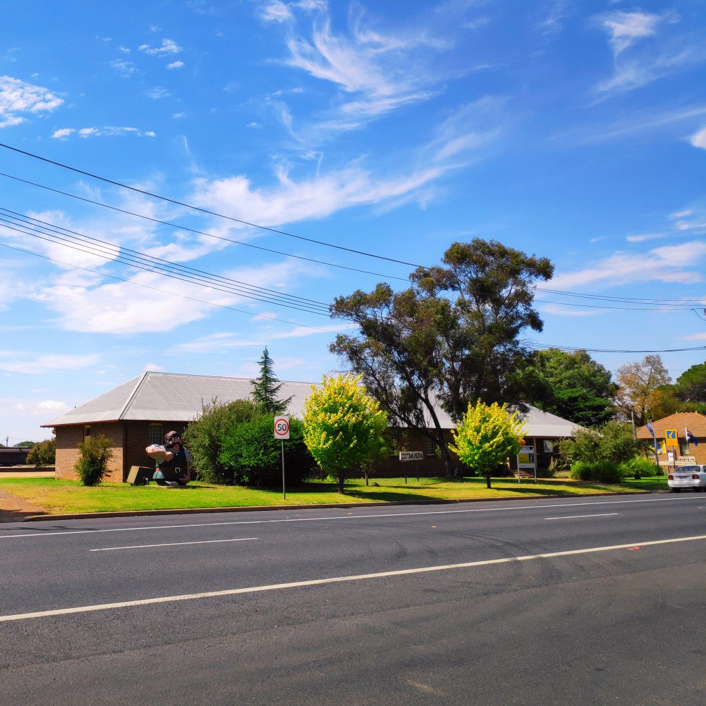 The Giant, Cootamundra, NSW Land of the Bigs